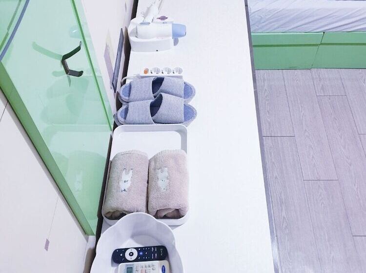 اتاق استاندارد, Oppa Hostel Sinchon Hongdae