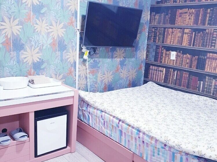 اتاق استاندارد, Oppa Hostel Sinchon Hongdae