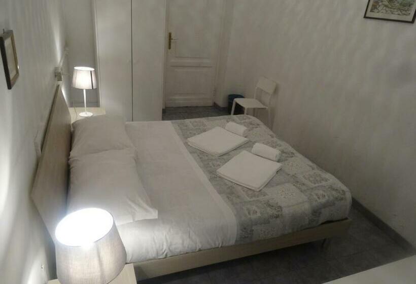 اتاق استاندارد با سرویس بهداشتی مشترک, Guesthouse La Briosa Nicole