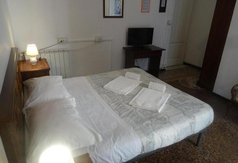 3-Bett-Standardzimmer, Guesthouse La Briosa Nicole