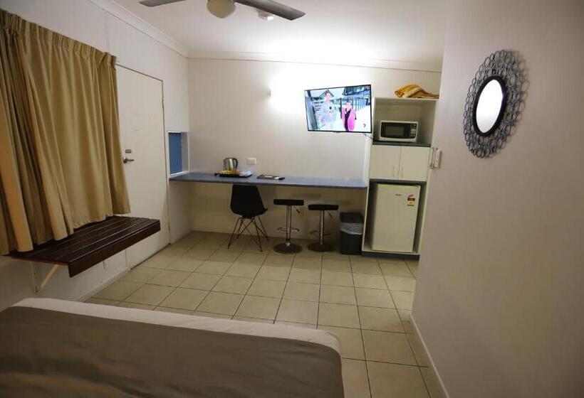 Номер Стандарт Трехместный, Tropic Coast Motel