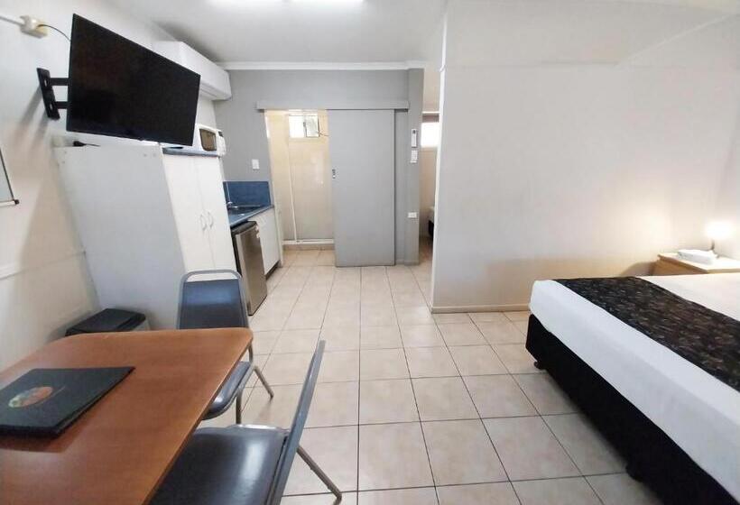 Номер Стандарт Трехместный, Tropic Coast Motel