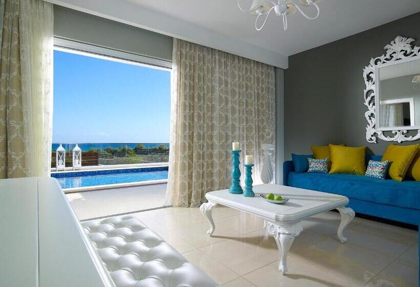 سوییت لوکس, Anemos Luxury Grand Resort