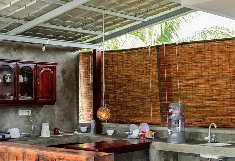 Номер Deluxe, Colombo Beach Hostel