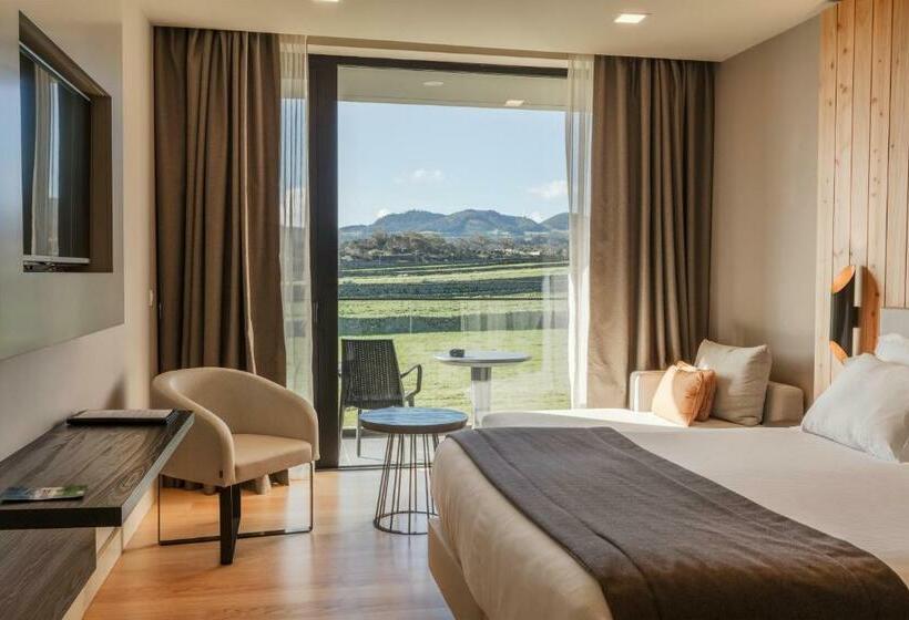 اتاق استاندارد با چشم‌انداز کوهستان, Pedras Do Mar Resort & Spa