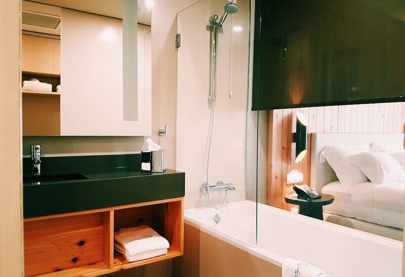 اتاق خانوادگی با چشم‌انداز دریا, Pedras Do Mar Resort & Spa