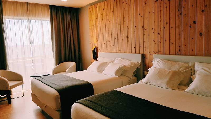 اتاق استاندارد سه نفره, Pedras Do Mar Resort & Spa