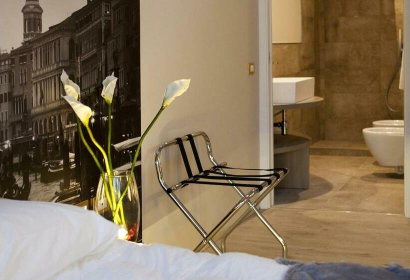 Habitació Estàndard amb Balconada, Seven Rooms Milano