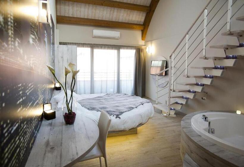 Habitació Superior Quàdruple, Seven Rooms Milano