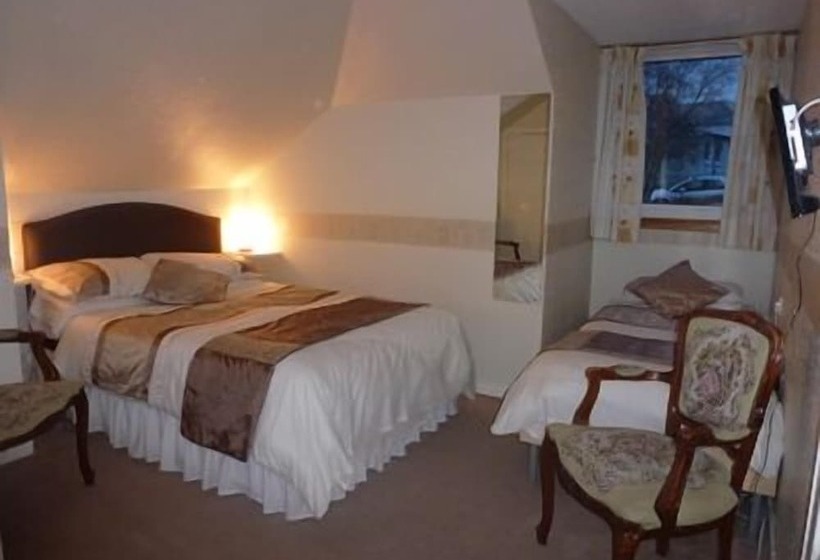 חדר משפחתי, Don Muir Guesthouse