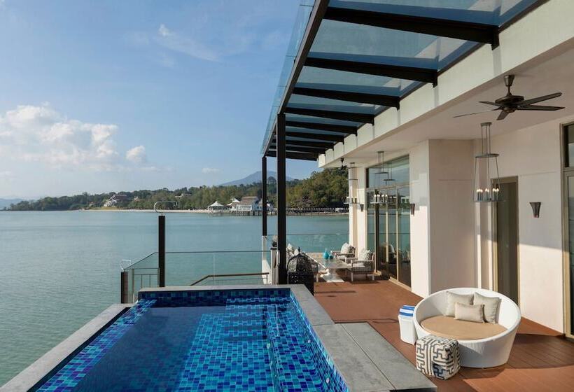 Вилла 4 Спальни, The St. Regis Langkawi