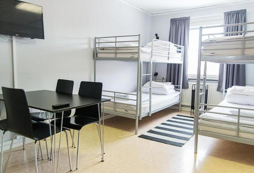 이코노미 쿼드러플룸(공용 화장실), Spis Hotel & Hostel