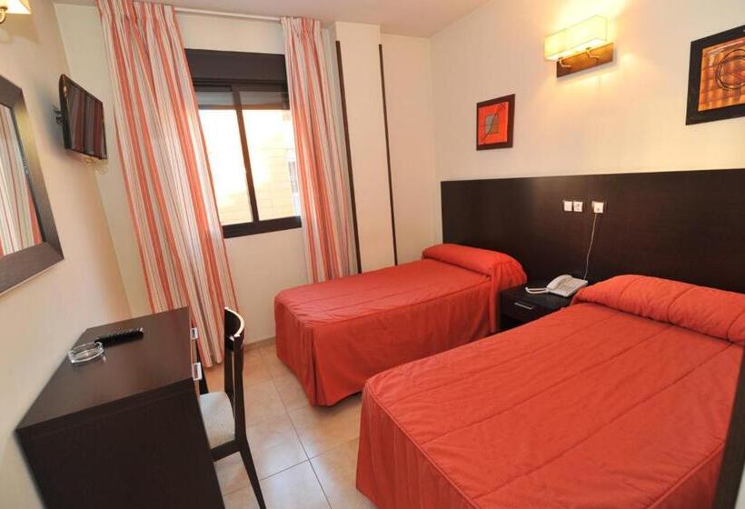Номер Стандарт, Hostal Goyma Iii