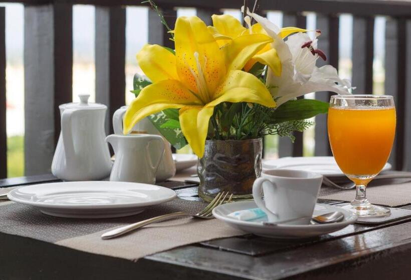 高级大房间, Golden Tulip Essential Pattaya