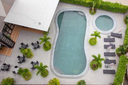 豪华三人间, Golden Tulip Essential Pattaya