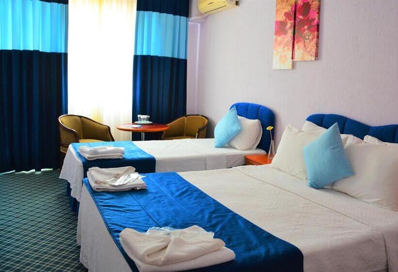 Номер Стандарт Трехместный, Gumuldur Mavi Deniz Otel