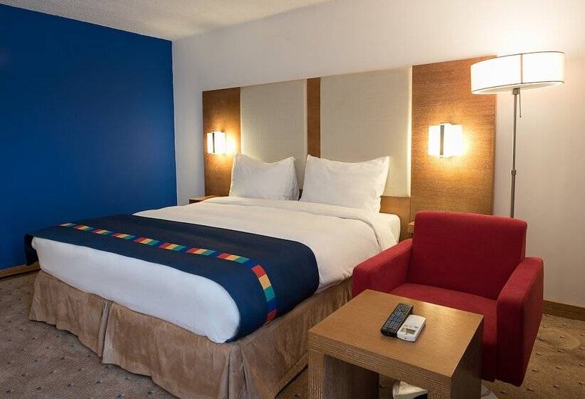 اتاق سوپریور با بالکن, Park Inn By Radisson Abeokuta