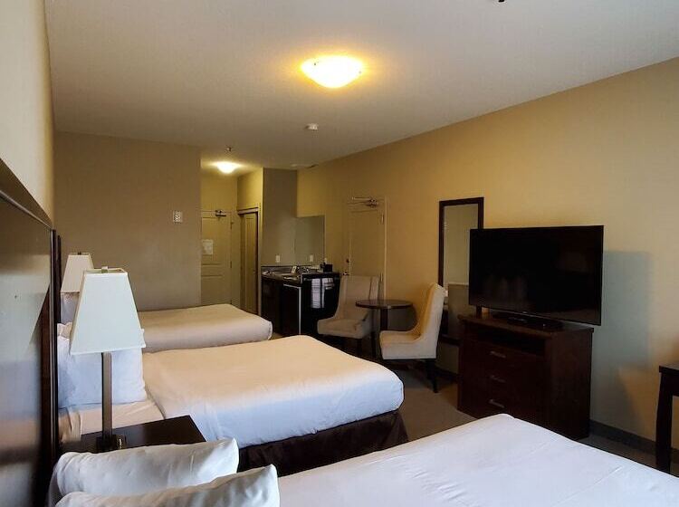 스탠다드 룸, Ramada By Wyndham Emerald Park/regina East