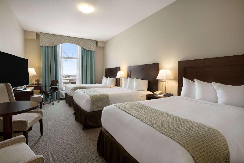 Номер Стандарт, Ramada By Wyndham Emerald Park/regina East