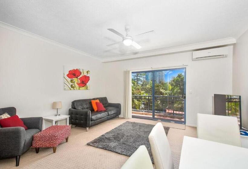Апартаменты 2 Спальни, Bella Mare Coolangatta Beachside Apartments