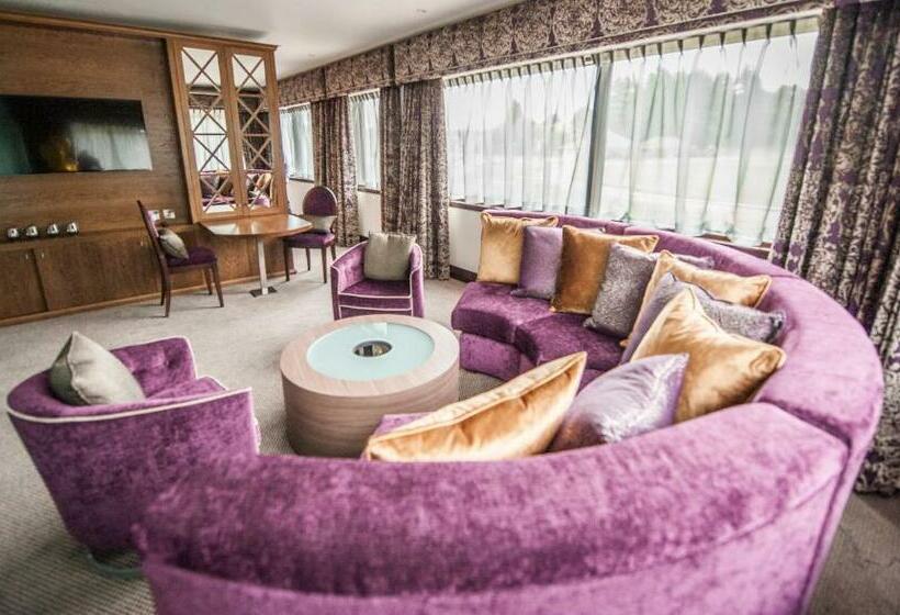 סוויטה, Parklands Hotel & Country Club