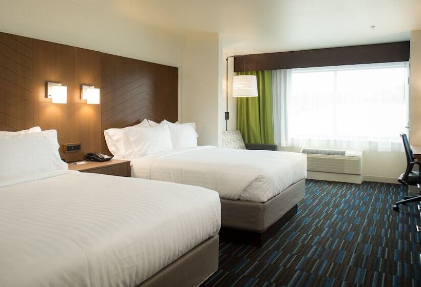 Номер Стандарт, Holiday Inn Express & Suites Rock Falls, An Ihg