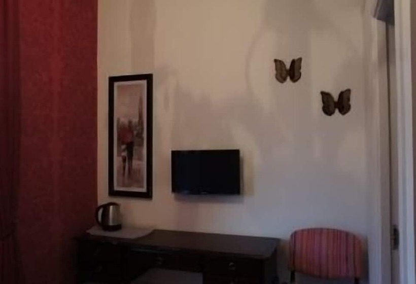Номер Стандарт, Hannahs Guesthouse