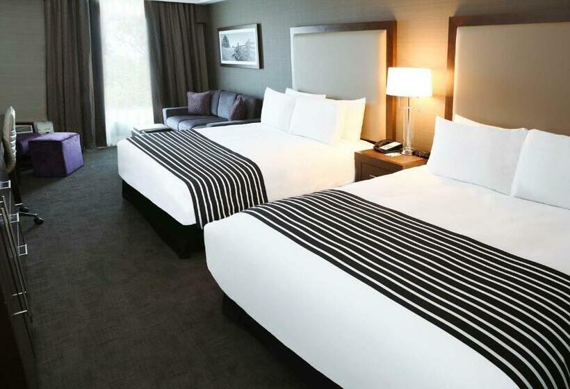 Номер Executive, Sandman Hotel Abbotsford Airport