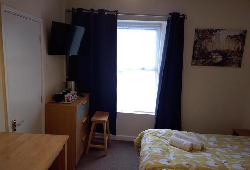 Трехместный Номер Комфорт, Elm Tree Guest House