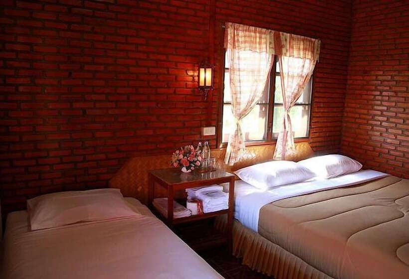 Номер Стандарт Трехместный, Ben Guesthouse