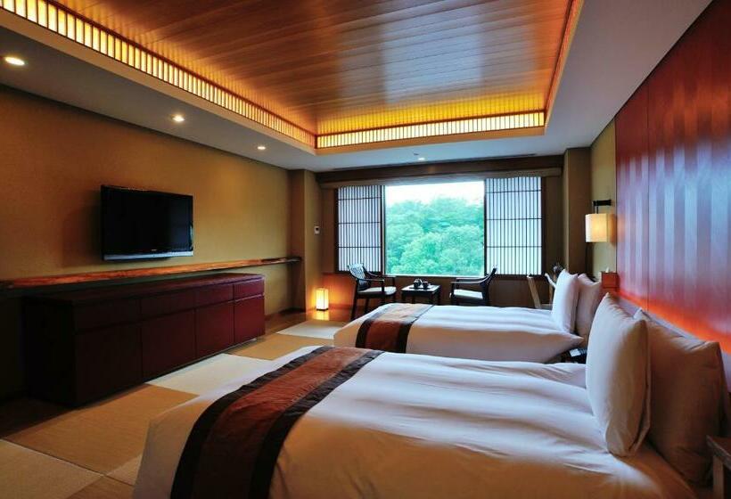 디럭스 룸, 竹泉荘 Chikusenso Onsen