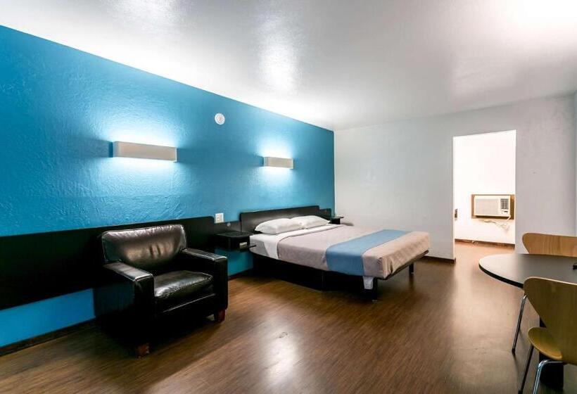 Номер Стандарт Адаптированный для Инвалидов, Motel 6missoula, Mt  University