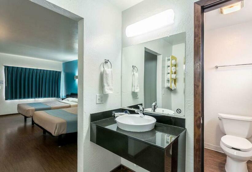 Номер Стандарт, Motel 6missoula, Mt  University