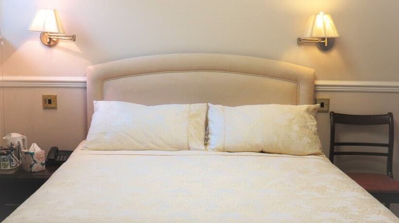 Номер Стандарт, Hunters Lodge Guest House