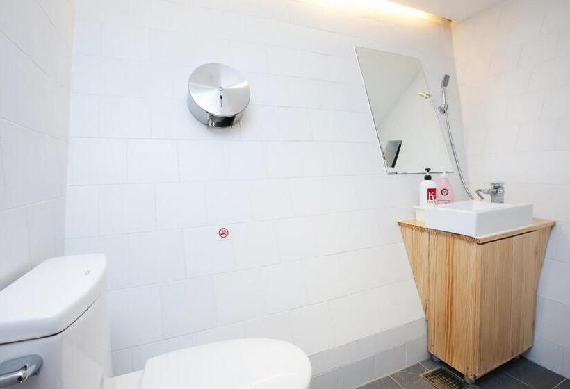 Номер Deluxe Одноместный, Mir Guesthouse