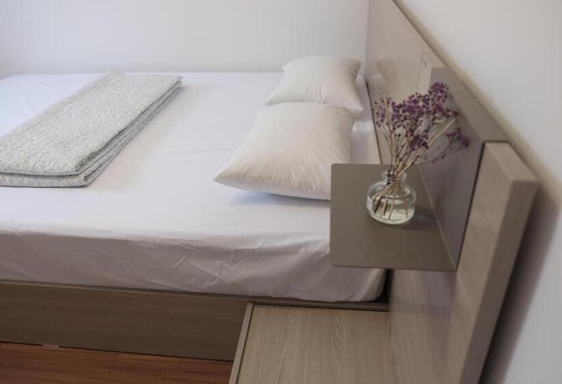 Апартаменты 3 Спальни, Mir Guesthouse