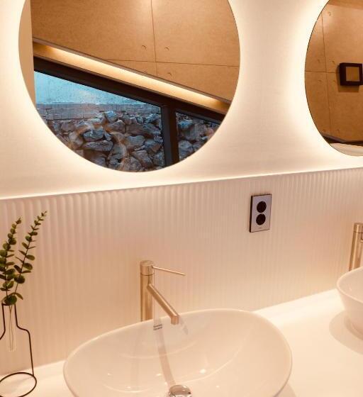 Апартаменты 2 Спальни, Mir Guesthouse