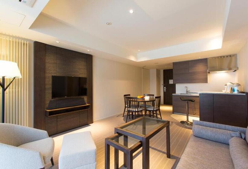 سوئیت لوکس با چشم‌انداز کوهستان, Chalet Ivy Hirafu, Niseko