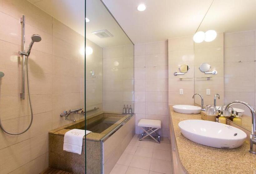 سوئیت دلوکس 2 خوابه, Chalet Ivy Hirafu, Niseko