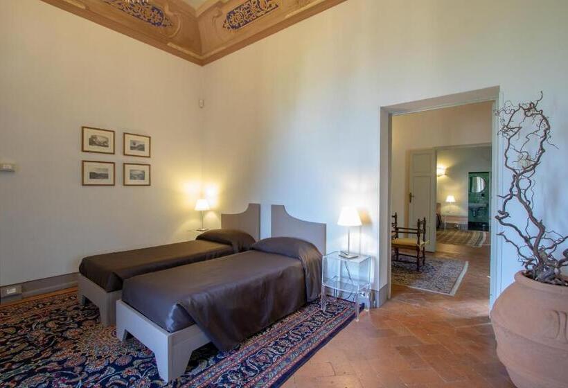 Номер Deluxe Вид на Город, Villa Alta   Residenza D Epoca Con Piscina