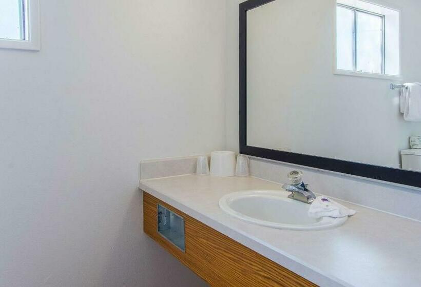 Стандартный Номер Кровать Кинг, Motel 6 Madras, Or