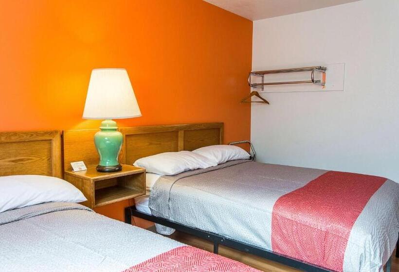 Номер Стандарт, Motel 6 Madras, Or