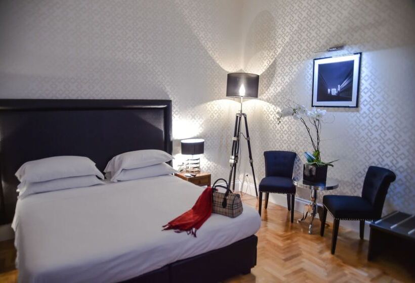חדר דלוקס לשלושה, Minerva Relais