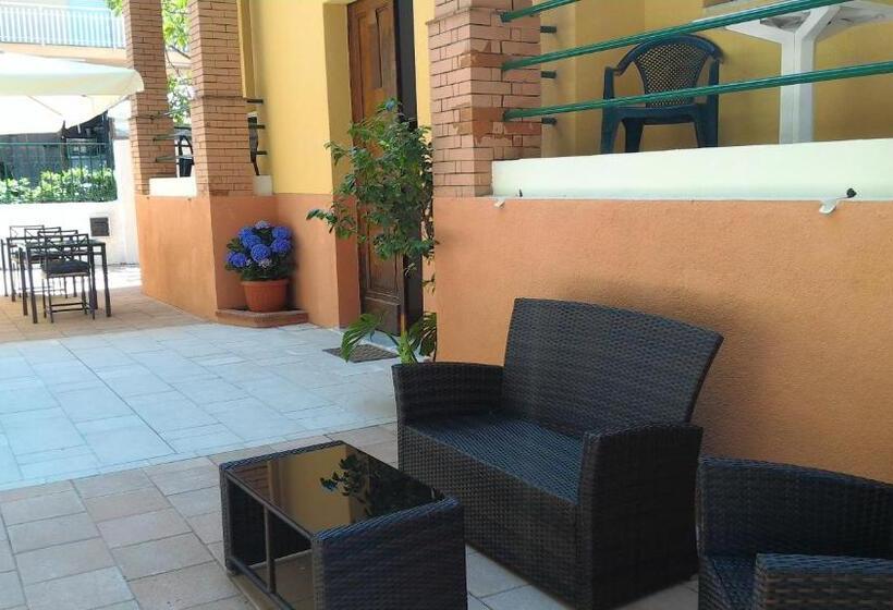 基本间, Villa Anna B&b