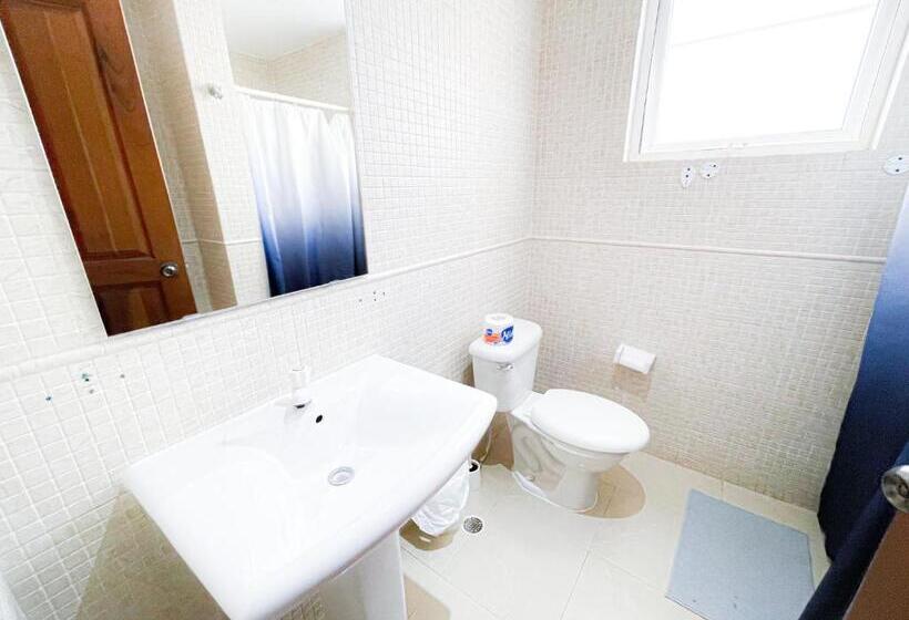 آپارتمان 1 خوابه با چشم‌انداز استخر, Oceanfront & Garden View Villas Hotel Wifi Bbq Parking Los Corales Beach Club & Spa