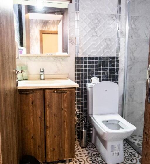 اتاق استاندارد با چشم‌انداز استخر, Stone House Buti̇k Otel