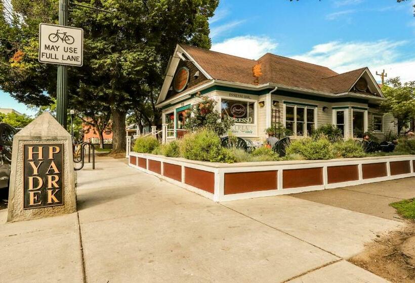 استودیوی استاندارد, Pueblo Street Tiny Home