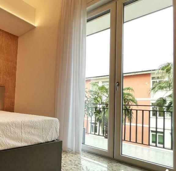 اتاق استاندارد با بالکن, Interno Sei B&b