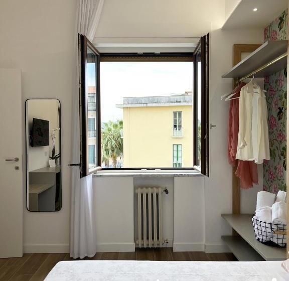 اتاق استاندارد سه نفره, Interno Sei B&b