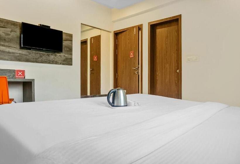 Номер Стандарт, Super Townhouse The Upper Room Near Pune Airport
